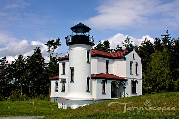 Admiralty Head Lighthouse